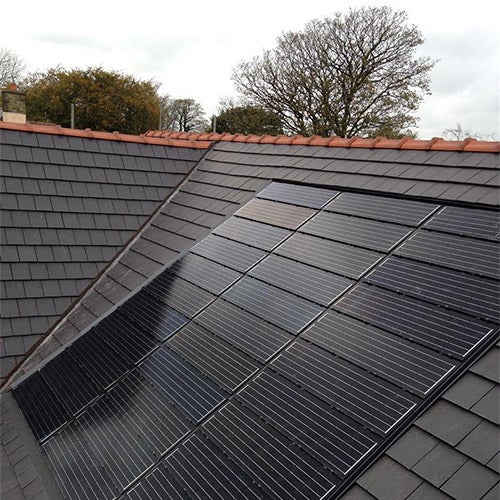 découvrez les tuiles photovoltaïques imerys, une solution innovante et esthétique pour transformer votre toiture en source d'énergie durable. profitez d'une efficacité énergétique optimale tout en préservant l'aspect de votre maison. optez pour une énergie verte avec les tuiles imerys.