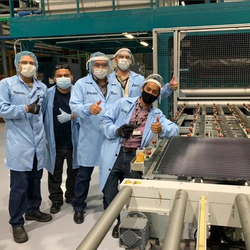 découvrez les tuiles solaires, une solution innovante et esthétique pour produire de l'énergie renouvelable tout en préservant l'apparence de votre toiture. combinez style et durabilité avec ces tuiles qui s'intègrent harmonieusement dans votre habitat.