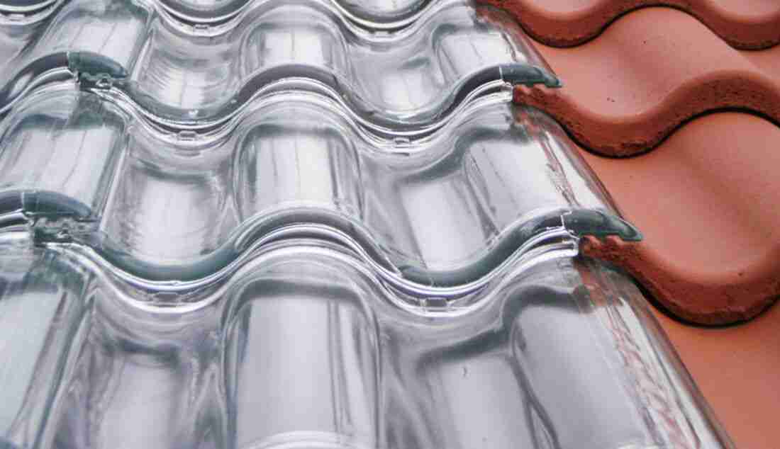 découvrez les tuiles solaires, une solution innovante et esthétique pour produire de l'énergie renouvelable tout en préservant l'aspect architectural de votre maison. alliez performance et design avec nos tuiles qui s'intègrent harmonieusement à votre toiture.