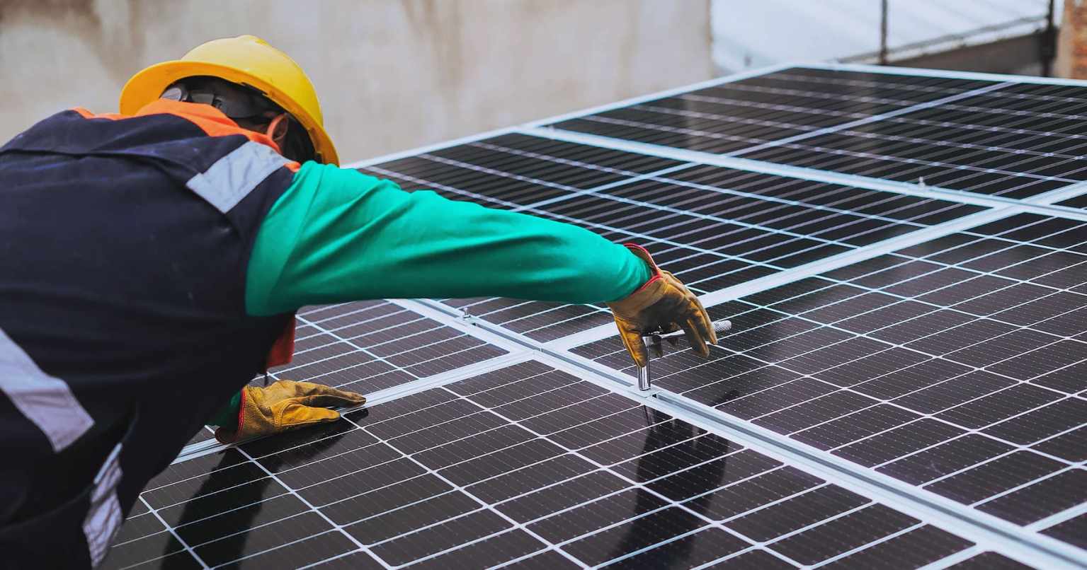 découvrez tout ce que vous devez savoir sur la tva appliquée à l'électricité photovoltaïque. informez-vous sur les taux, les exonérations et les avantages fiscaux offerts pour les installations solaires afin de maximiser votre investissement énergétique.