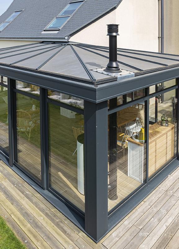 découvrez les avantages d'une véranda solaire : un espace de vie lumineux et éco-responsable, efficace pour capter la chaleur et optimiser l'ensoleillement. transformez votre maison et profitez d'une ambiance chaleureuse tout en réduisant votre consommation énergétique.