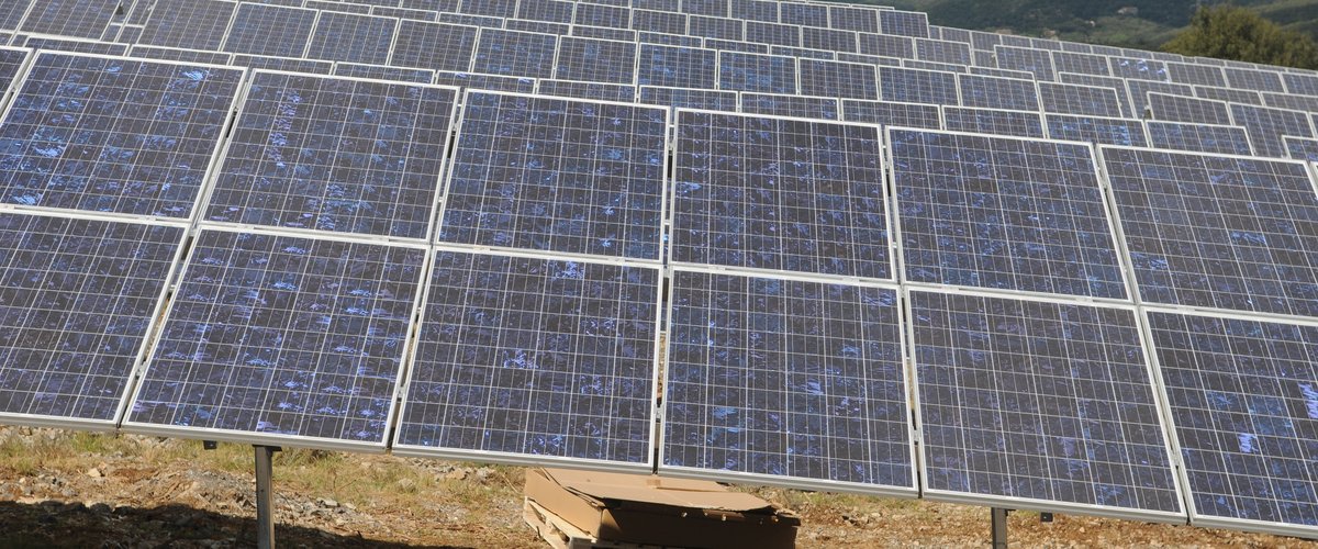 découvrez l'impact des victimes du photovoltaïque et les enjeux liés à cette énergie renouvelable. informez-vous sur les défis, les accidents et les solutions pour garantir la sécurité des installations photovoltaïques.