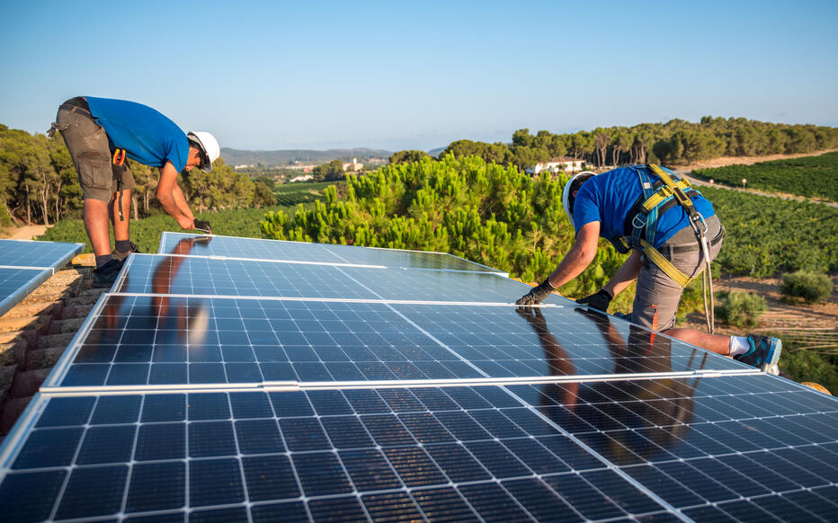 découvrez les défis et les enjeux rencontrés par les victimes de systèmes photovoltaïques. analysez les expériences et les solutions pour faire face aux problèmes liés à l'installation de panneaux solaires.