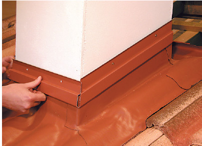 wakaflex est une solution innovante de couverture et d'étanchéité, conçue pour s'adapter à tous vos projets de construction. avec sa flexibilité et sa durabilité, wakaflex offre une protection optimale contre les intempéries tout en garantissant une installation facile. découvrez comment wakaflex peut transformer vos travaux de toiture.