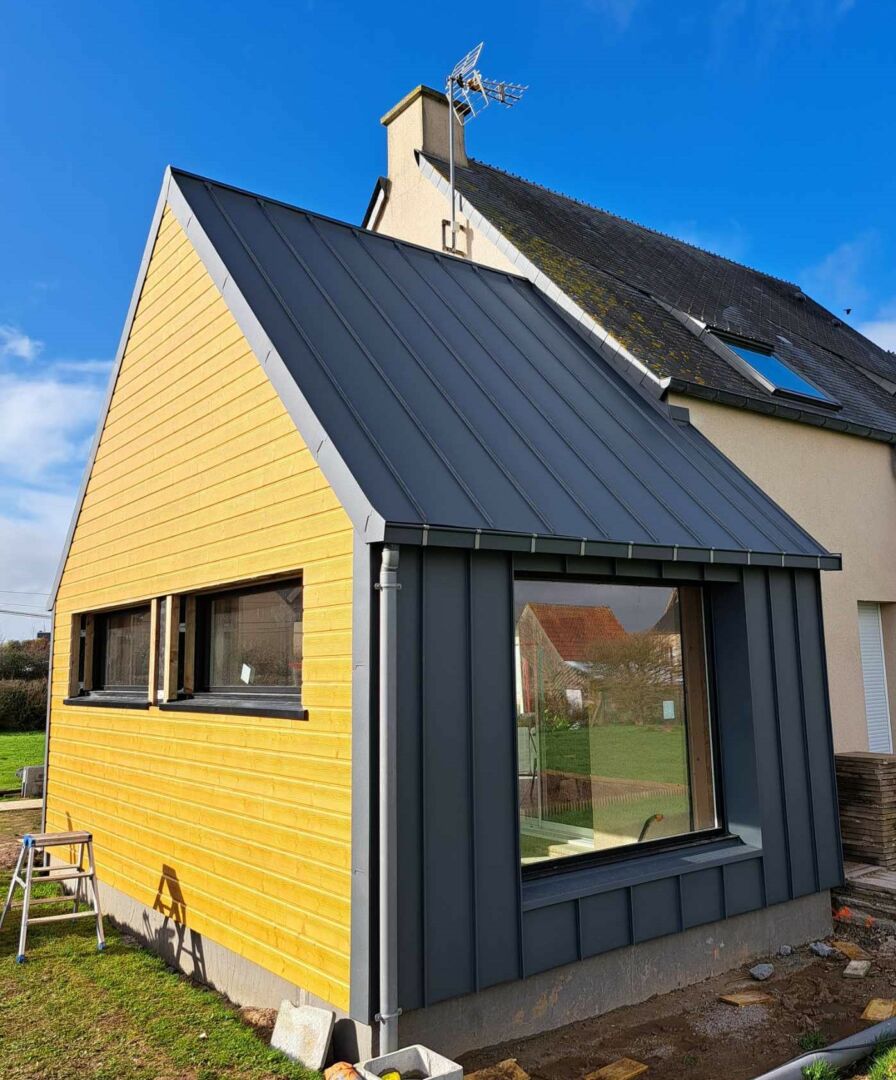 découvrez notre gamme de zinc joint, idéale pour assurer l'étanchéité et la durabilité de vos projets de construction. profitez de produits de qualité supérieure pour tous vos travaux d'aménagement.