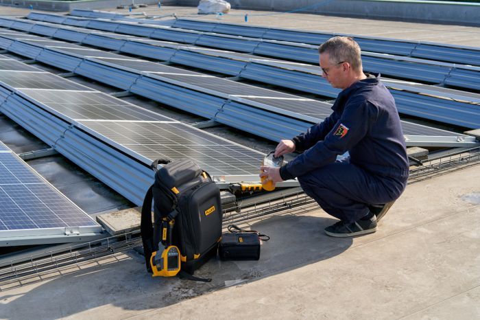 découvrez tout sur l'aén photovoltaïque, une solution énergétique innovante et durable qui transforme la lumière du soleil en électricité. informez-vous sur ses avantages, son fonctionnement et son impact environnemental. adoptez une approche éco-responsable avec l'énergie solaire.