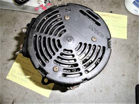 découvrez tout ce qu'il faut savoir sur l'ampérage des alternateurs, son importance pour le fonctionnement des véhicules, et comment mesurer et optimiser cette valeur essentielle pour assurer une performance électrique optimale. accédez à des conseils pratiques et des informations techniques pour mieux comprendre le rôle de l'alternateur dans votre voiture.