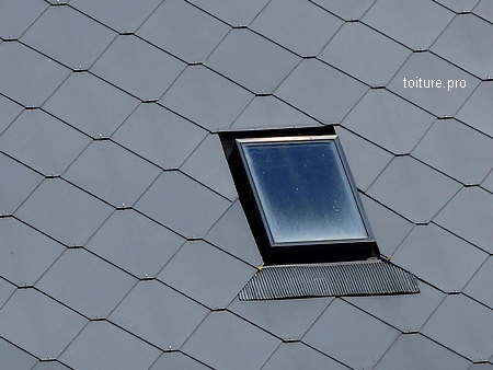 découvrez notre gamme d'ardoises en forme de losange, idéales pour sublimer vos projets de décoration intérieure et extérieure. alliant esthétisme et durabilité, ces ardoises apporteront une touche unique à vos espaces.