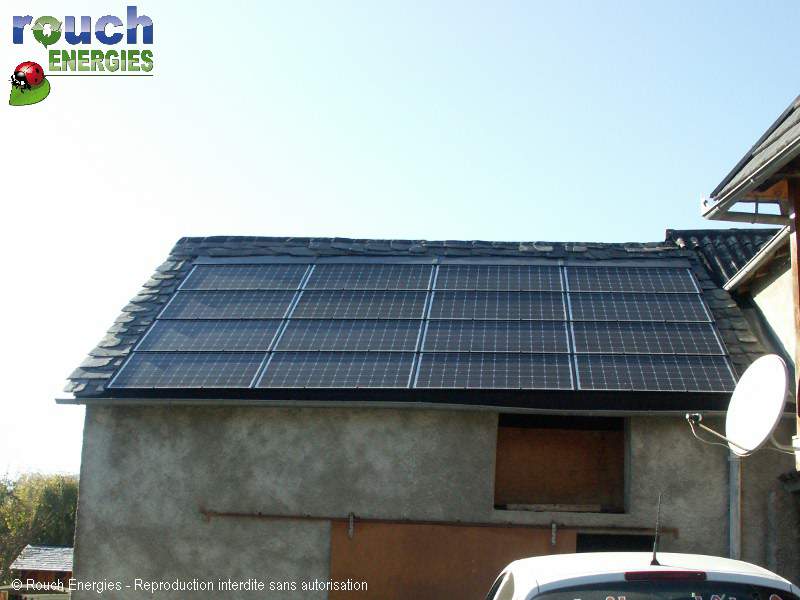 découvrez l'ardoise solaire, une solution innovante alliant esthétique et éco-responsabilité. idéale pour vos projets de couverture, cette ardoise photovoltaïque transforme votre toit en source d'énergie renouvelable tout en préservant le charme de votre habitation. optez pour une toiture durable et lumineuse, respectueuse de l'environnement.