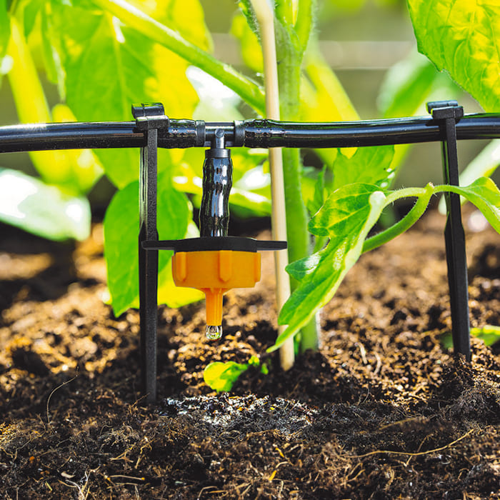 découvrez notre système d'arrosage solaire 12v, une solution écologique et efficace pour irriguer vos plantes tout en économisant de l'énergie. facile à installer et à utiliser, cet arrosage autonome convient parfaitement pour les jardins, potagers et espaces verts, assurant un arrosage régulier et durable.