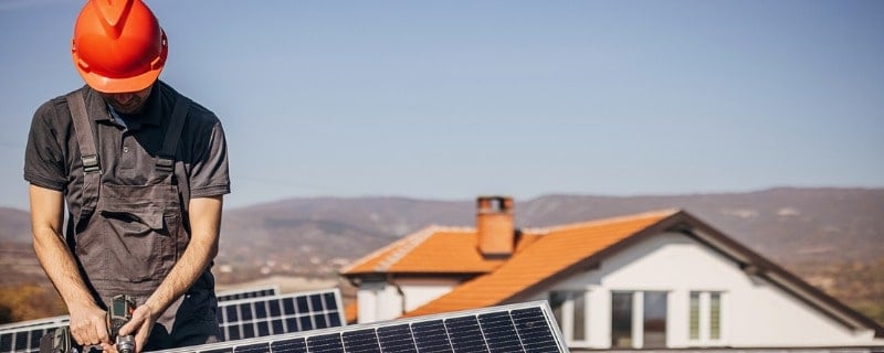 découvrez comment protéger votre investissement avec une assurance panneaux solaires. protégez vos panneaux contre les dommages, le vol et les imprévus tout en maximisant votre rendement énergétique. informez-vous sur les meilleures options d'assurance adaptées à vos besoins.