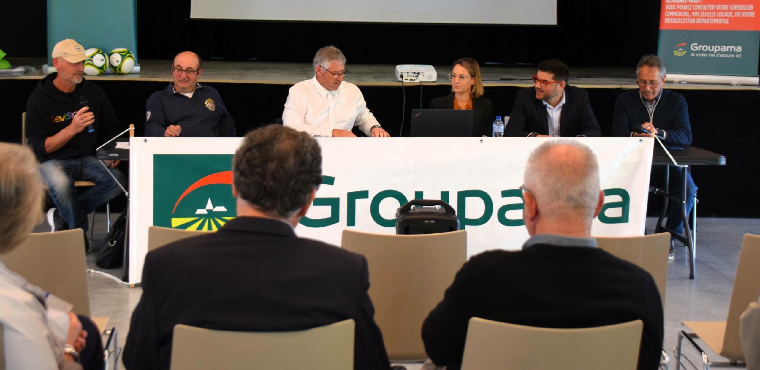 protégez votre tondeuse avec l'assurance groupama. bénéficiez d'une couverture adaptée aux besoins de votre équipement de jardinage, incluant des garanties contre le vol, les dommages et bien plus. optez pour la sérénité et l'entretien optimal de votre jardin.