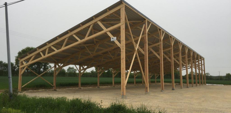 découvrez les avantages des bâtiments en bois équipés de panneaux photovoltaïques, alliant durabilité et énergies renouvelables pour un avenir écologique. explorez les caractéristiques, les bénéfices et les solutions innovantes pour construire votre projet durable.