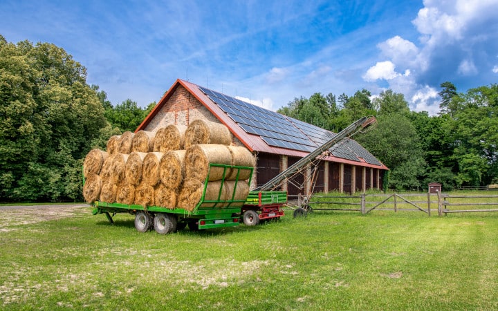 découvrez comment bénéficier d'un bâtiment photovoltaïque gratuit grâce à des solutions innovantes et des subventions écologiques. maximisez votre autonomie énergétique tout en réduisant votre empreinte carbone.