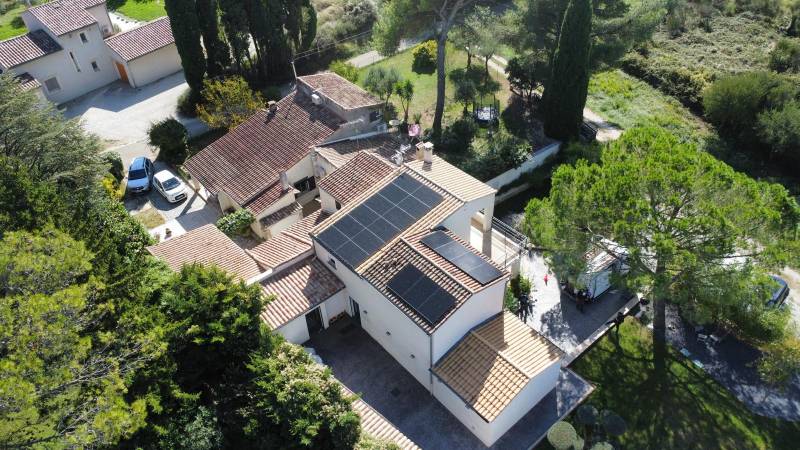 découvrez comment un bâtiment photovoltaïque rentable peut transformer votre consommation énergétique et réduire vos coûts. profitez d'une solution durable et écologique tout en maximisant votre investissement grâce à des panneaux solaires performants.