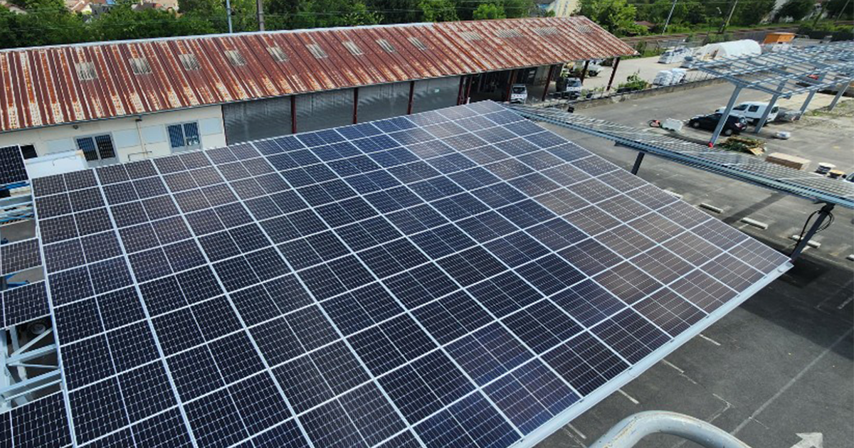 découvrez le concept innovant du bâtiment photovoltaïque solidaire, alliant performances énergétiques et engagement social. apprenez comment ces infrastructures participent à la transition énergétique tout en soutenant des projets communautaires pour un avenir durable.