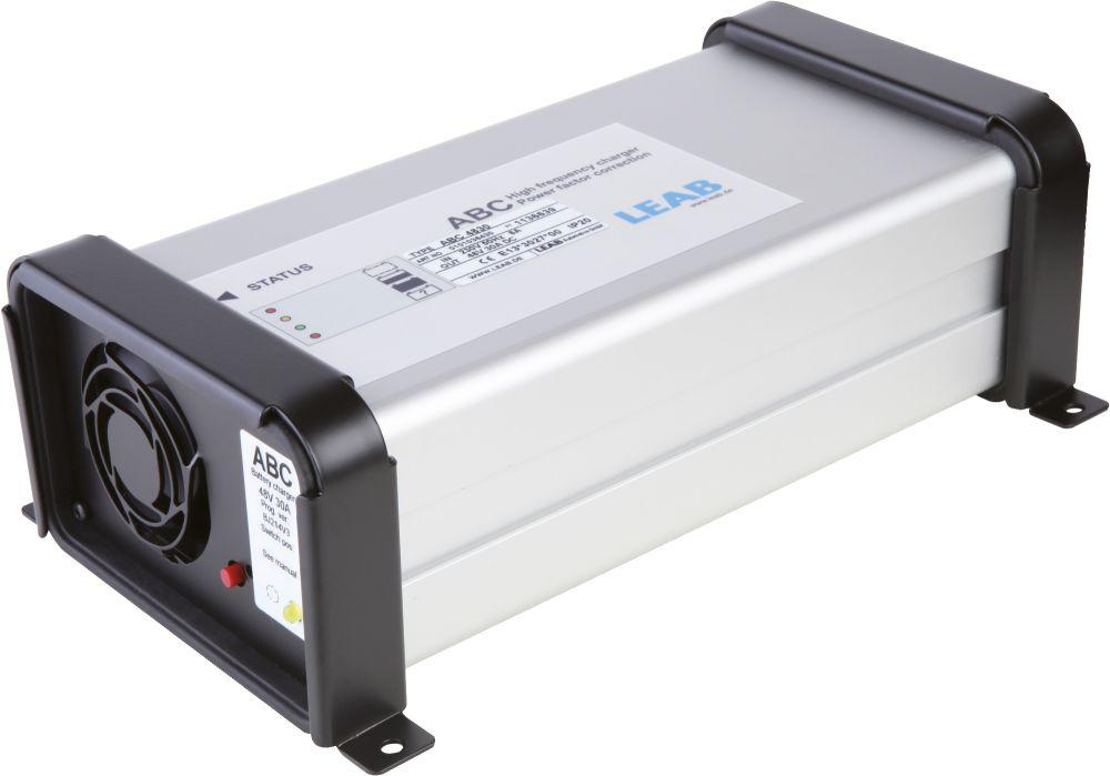 découvrez notre sélection de batteries 48v, idéales pour alimenter vos équipements électriques et véhicules tels que les vélos, scooters et systèmes solaires. performantes et durables, nos batteries garantissent une autonomie optimale pour tous vos besoins.