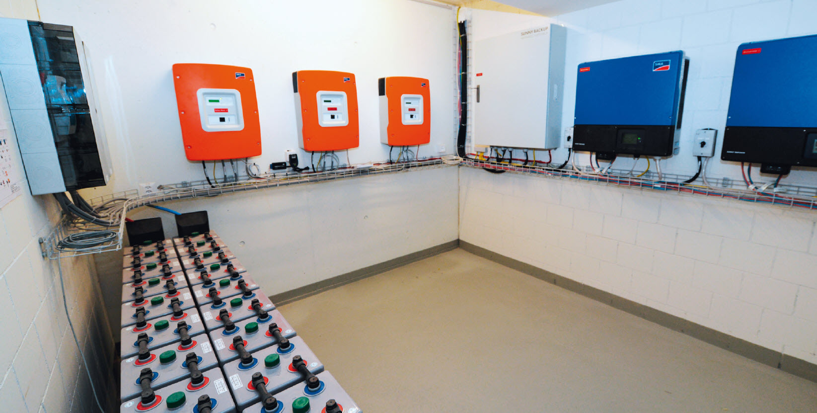 découvrez notre guide complet sur les batteries pour maison : conseils d'achat, types de batteries, installation et entretien pour assurer un approvisionnement énergétique durable et fiable dans votre foyer.