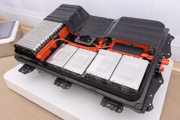 découvrez tout sur la batterie de la nissan leaf : performance, autonomie, conseils d'entretien et options de recharge. optimisez l'utilisation de votre véhicule électrique avec nos informations détaillées.