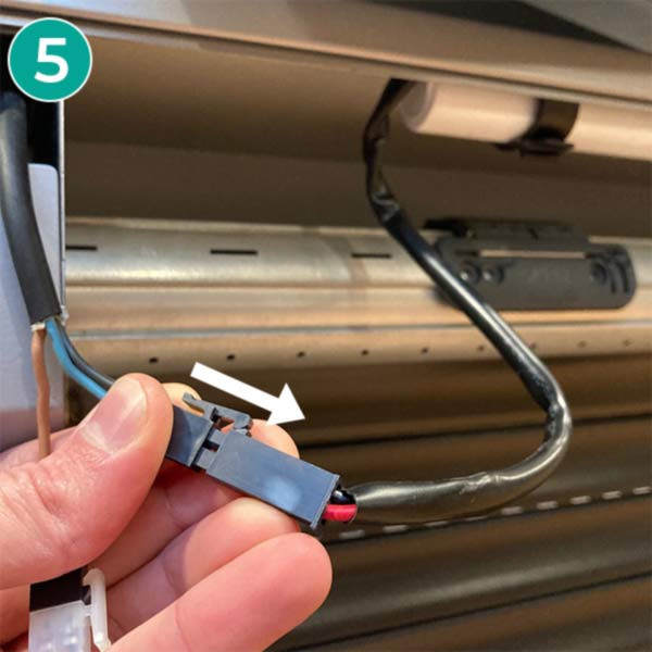 découvrez la batterie solaire velux, une solution innovante pour stocker l'énergie solaire et optimiser l'autonomie énergétique de votre maison. idéale pour les fenêtres de toit, elle contribue à réduire votre empreinte carbone tout en assurant un confort optimal.