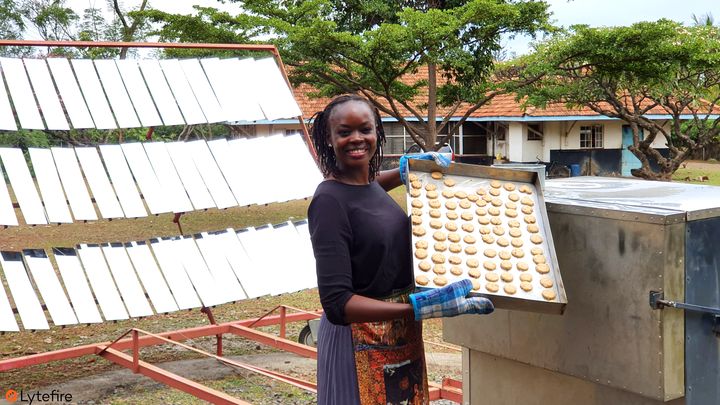 découvrez le concept innovant du boulanger solaire, une méthode de cuisson éco-responsable qui utilise l'énergie du soleil pour préparer des pains savoureux et croustillants. offrez à votre palais une expérience unique tout en préservant la planète.