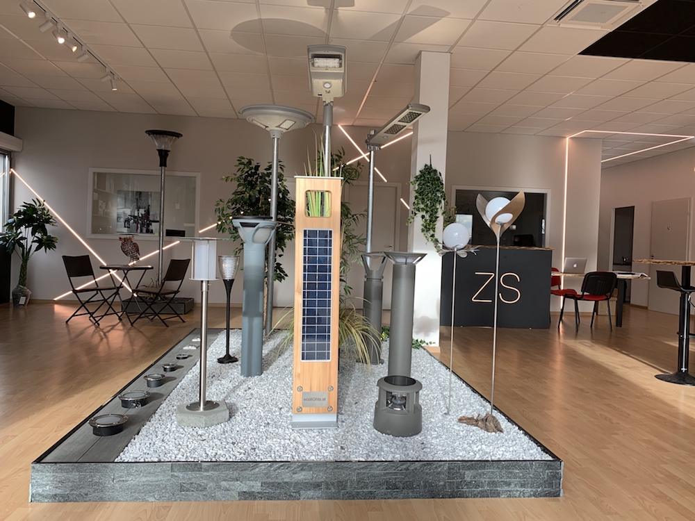 découvrez notre boutique photovoltaïque, votre destination pour des solutions solaires innovantes et durables. profitez de conseils d'experts, d'une large gamme de panneaux solaires et d'accessoires pour maximiser votre production d'énergie. économisez sur vos factures tout en respectant l'environnement.