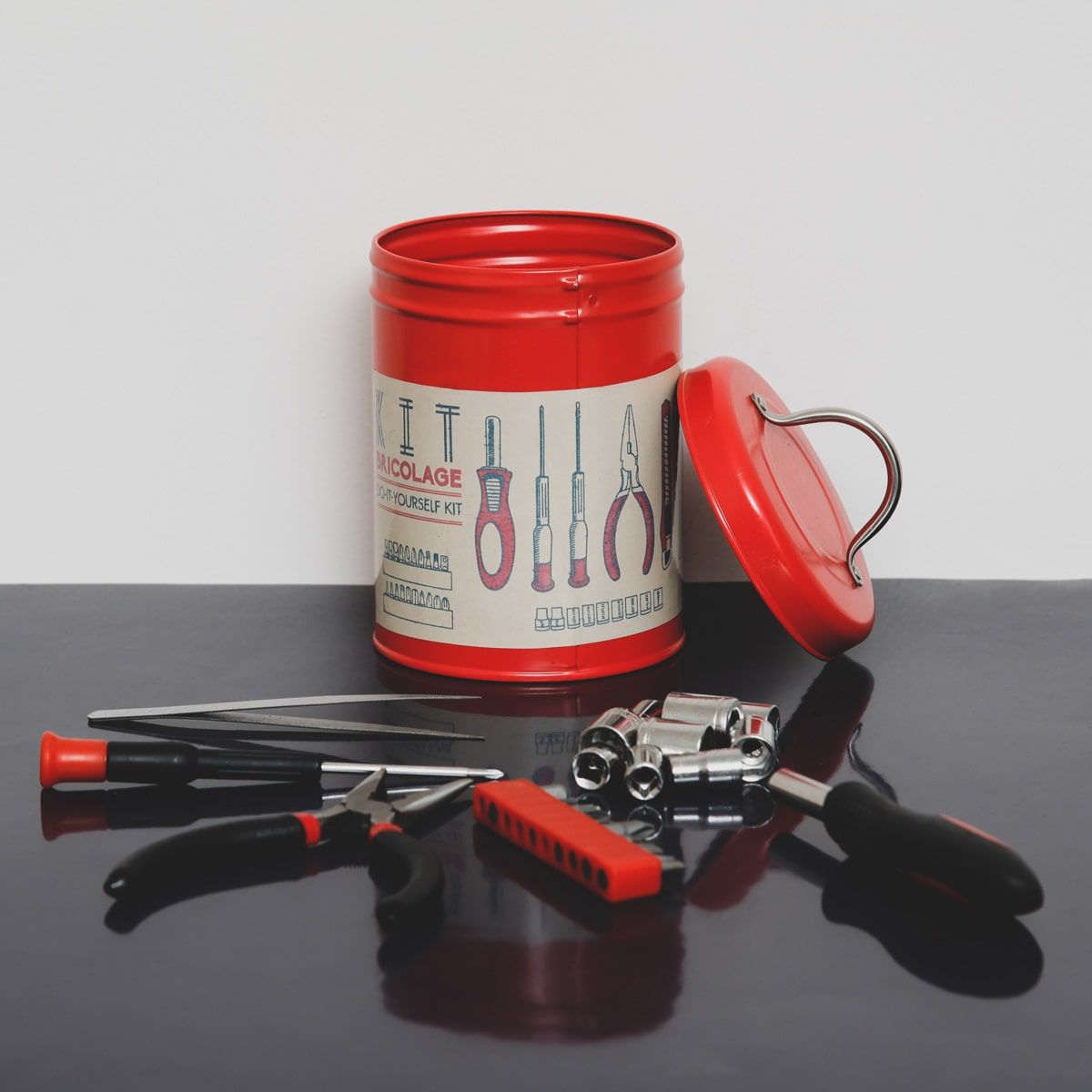 découvrez les meilleures astuces et techniques de bricolage pour tous vos projets dans le département 35. que vous soyez débutant ou expert, trouvez des conseils pratiques, des inspirations et des tutoriels pour transformer vos idées en réalisations.