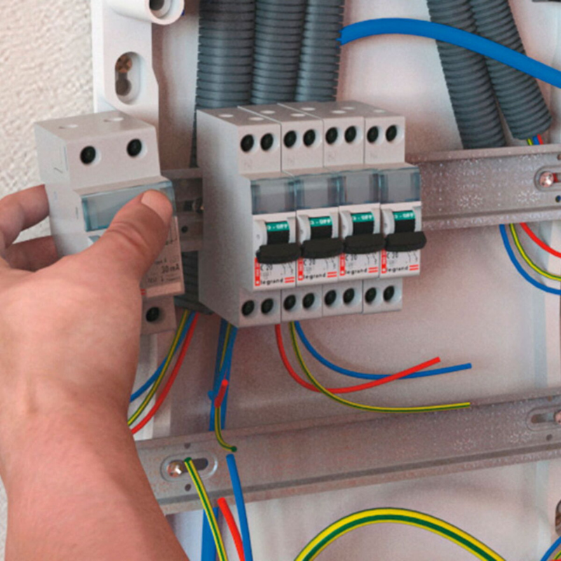 découvrez tout sur le bruit électrique : causes, effets et solutions pour minimiser ce phénomène souvent sous-estimé. apprenez comment le bruit électrique impacte votre environnement et vos appareils, et explorez des conseils pratiques pour améliorer la qualité sonore de votre espace de vie.