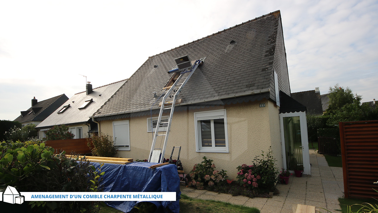 découvrez la robustesse et l'élégance de la charpente métallique phénix, une solution innovante pour vos projets de construction. alliant durabilité et style, notre expertise en charpentes métalliques garantit qualité et performance. transformez vos espaces avec phénix.