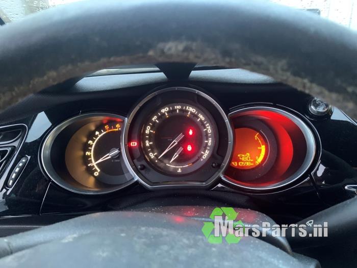 découvrez le compteur ds3, un outil essentiel pour suivre votre consommation d'énergie avec précision. optimisez vos dépenses et gérez efficacement votre alimentation électrique grâce à notre guide complet sur les fonctionnalités et l'installation du compteur ds3.