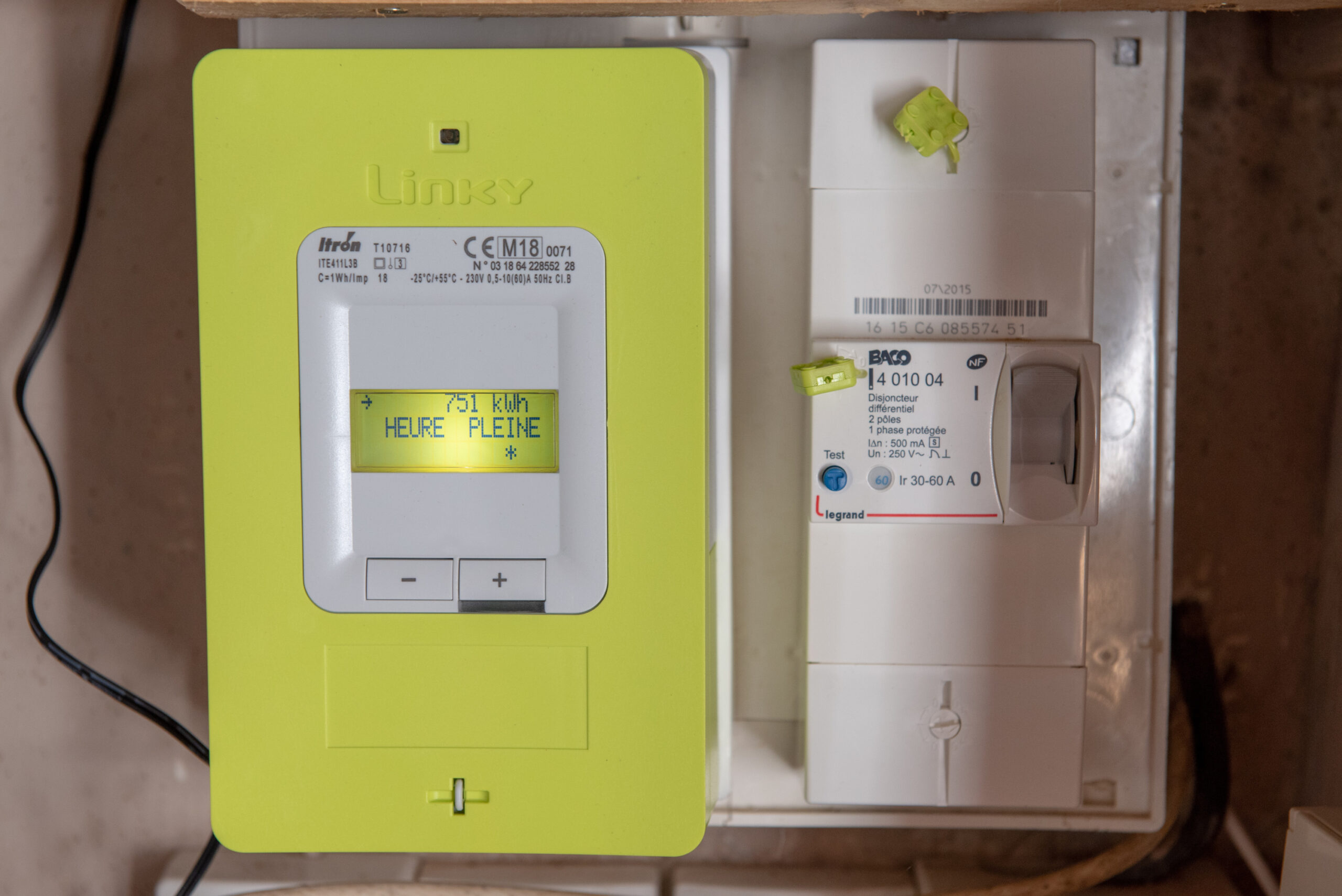 découvrez notre guide sur le compteur edf sans clé, une solution pratique et innovante pour gérer votre consommation d'électricité sans tracas. apprenez à l'utiliser efficacement et bénéficiez d'astuces pour optimiser vos factures.