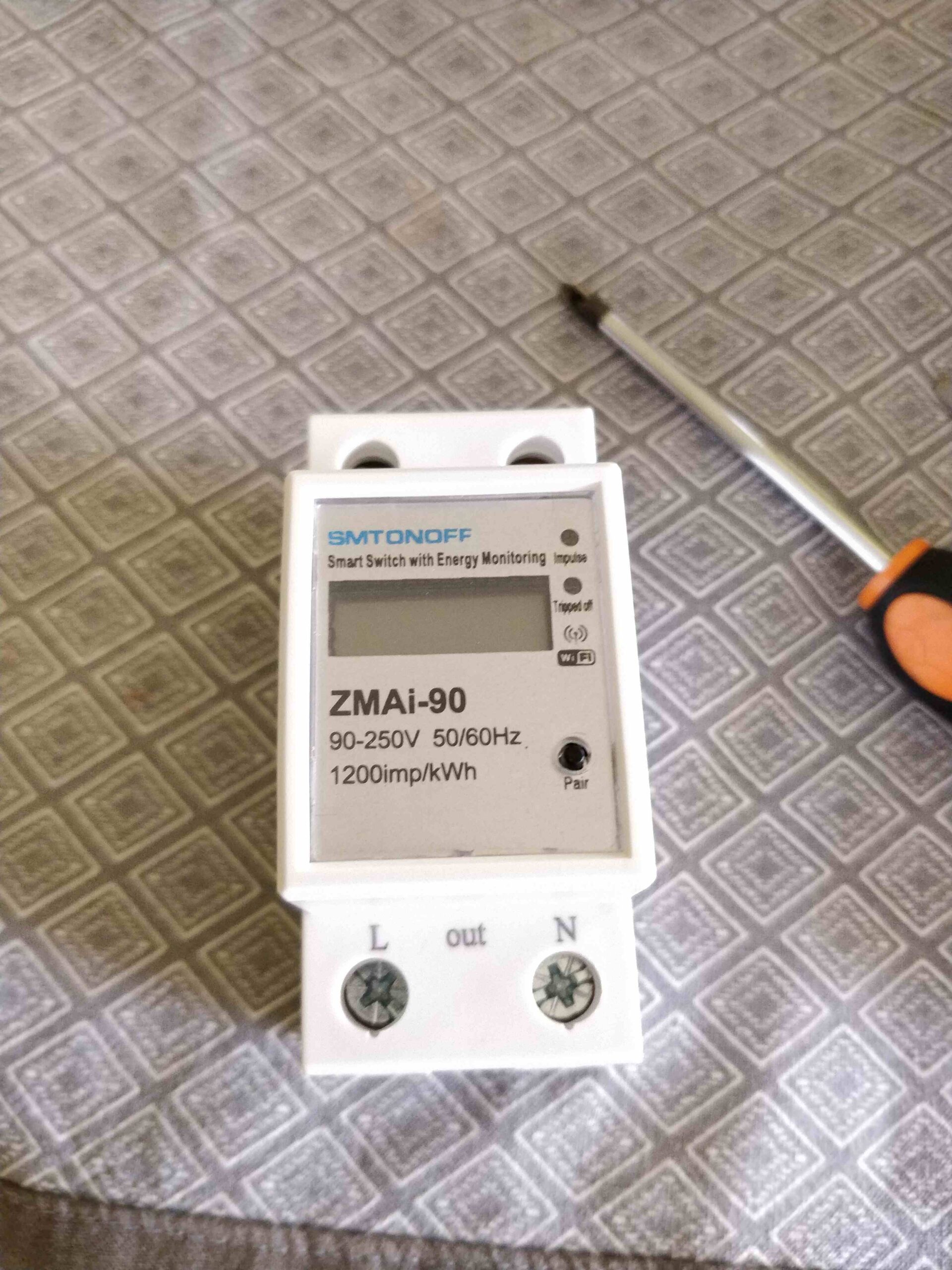 découvrez notre compteur solaire, un outil innovant pour suivre votre production d'énergie solaire. optimisez votre consommation et réduisez vos factures d'électricité tout en contribuant à la protection de l'environnement.