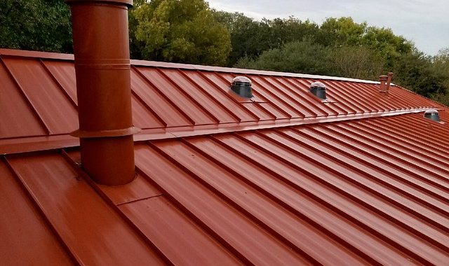 découvrez les avantages de la couverture en zinc : durabilité, esthétisme et résistance aux intempéries. idéale pour les toitures modernes et traditionnelles, elle allie performance et élégance pour protéger votre maison.