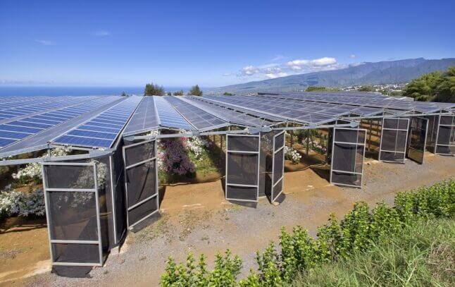 explorez les enjeux du débat sur l'énergie solaire, une source d'énergie renouvelable prometteuse. découvrez les différents points de vue sur l'impact environnemental, les coûts, et l'avenir de cette technologie essentielle pour un monde durable.