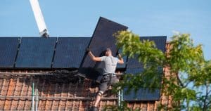 découvrez comment gérer la déconnexion de vos panneaux solaires pour assurer leur sécurité et optimiser leur performance. notre guide vous aide à comprendre les étapes essentielles et les précautions à prendre lors de l'entretien de votre système solaire.