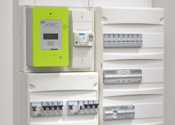 découvrez les causes et solutions pour la défaillance d'un disjoncteur enedis. informez-vous sur les étapes à suivre en cas de coupure d'électricité et comment contacter le service client pour une intervention rapide.