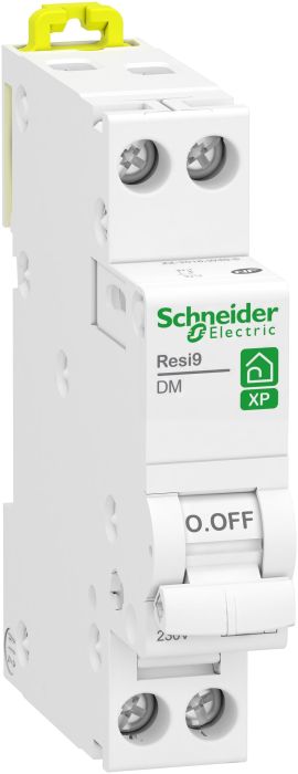 découvrez notre sélection de disjoncteurs 16a, essentiels pour protéger vos installations électriques. fiables et sécurisés, ces dispositifs garantissent une coupure automatique en cas de surintensité, assurant ainsi la sécurité de votre maison ou de votre entreprise.