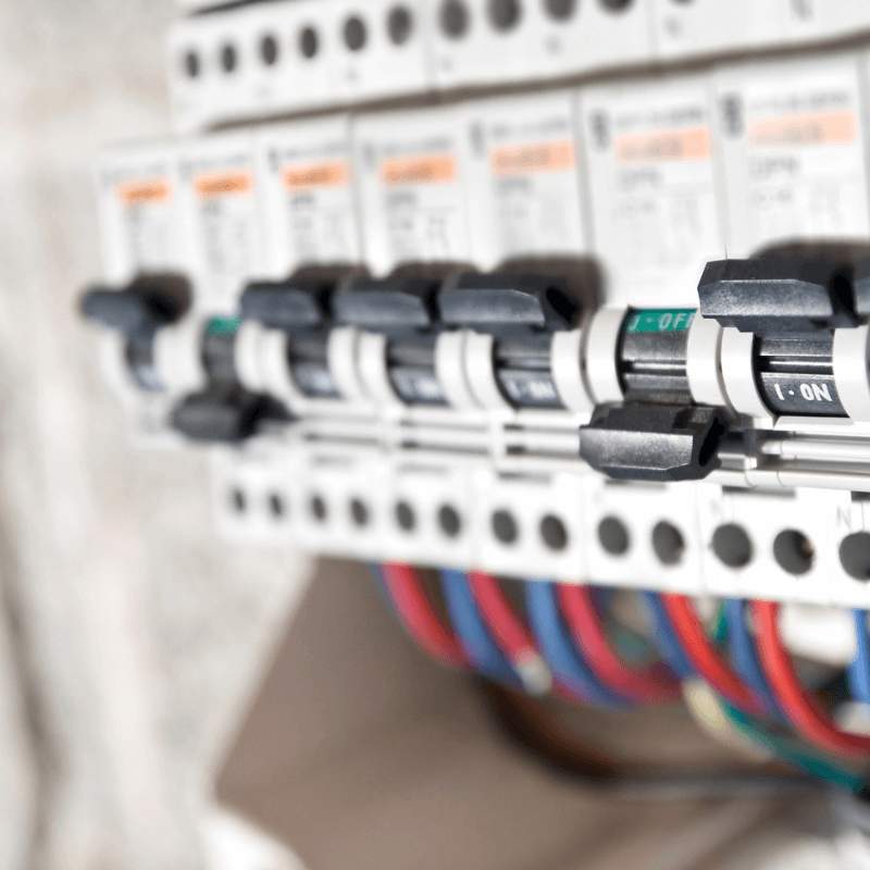 découvrez notre disjoncteur armé sans courant, idéal pour protéger vos installations électriques contre les surcharges et courts-circuits. sécurisez votre habitat et optimisez votre consommation d'énergie avec ce dispositif fiable et performant.