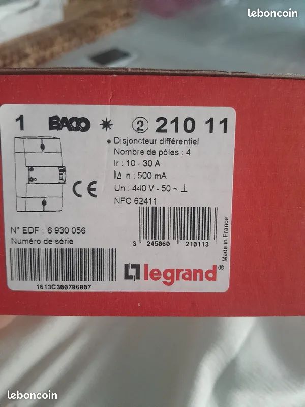 découvrez notre gamme de disjoncteurs baco série, conçus pour garantir la sécurité électrique de vos installations. performants et fiables, ils protègent efficacement contre les surcharges et courts-circuits, tout en s'adaptant à tous vos besoins électriques.