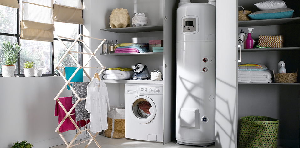 découvrez comment l'eau chaude contribue à un lavage efficace de vos vêtements dans votre lave-linge. améliorez la propreté de votre linge et prolongez la durée de vie de vos textiles avec nos conseils sur l'utilisation de l'eau chaude.