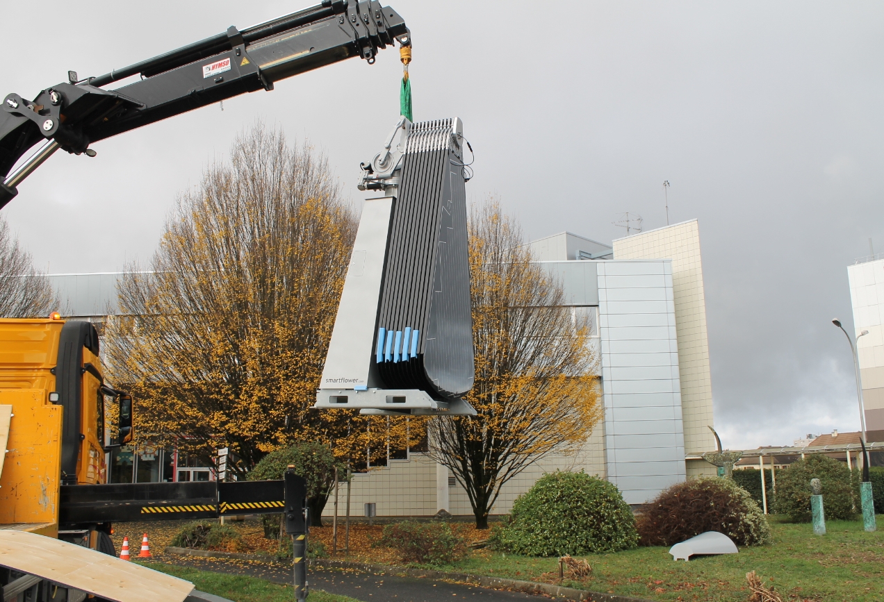 découvrez edf smartflower, la solution innovante de production d'énergie solaire en forme de fleur. profitez d'une autonomie énergétique tout en embellissant votre espace extérieur grâce à ce dispositif esthétique et performant.