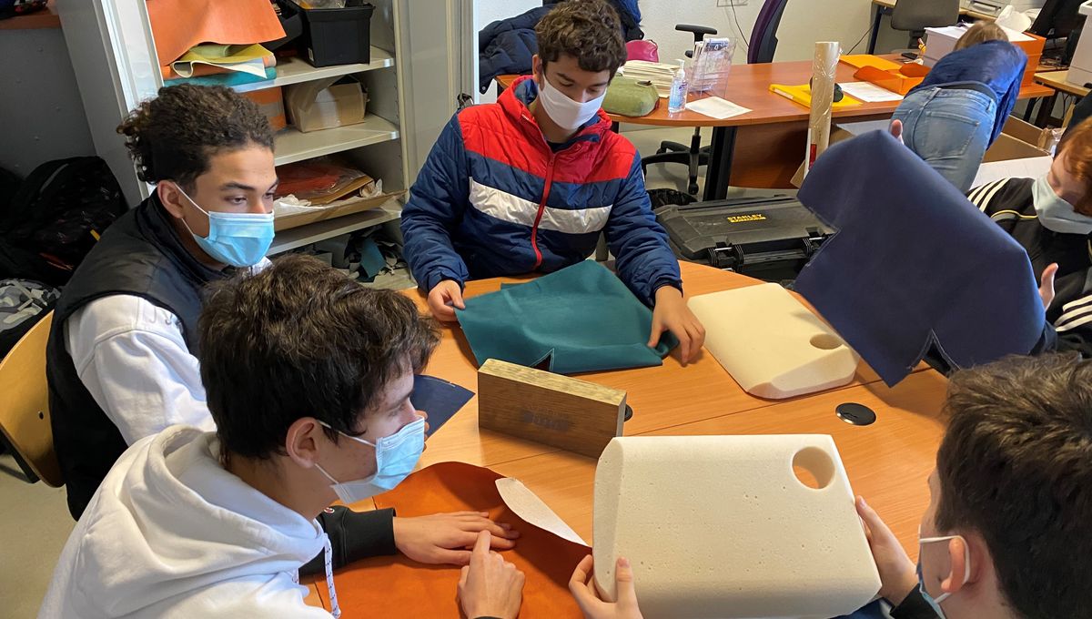 découvrez les essentiels de l'éducation en matériaux : apprenez comment les différents types de matériaux influencent notre quotidien, et explorez les dernières innovations et techniques d'enseignement pour une formation optimale dans ce domaine essentiel.