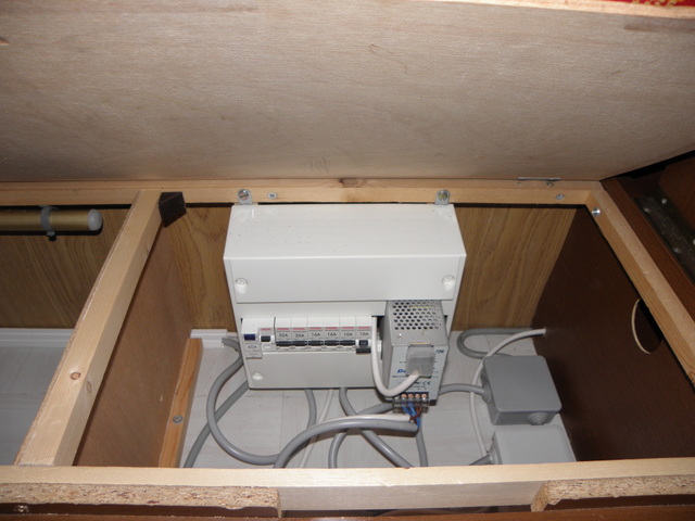 découvrez nos conseils et astuces pour l'électricité de votre caravane. apprenez à installer, entretenir et optimiser le système électrique de votre véhicule de loisir pour des voyages en toute sécurité et confort.