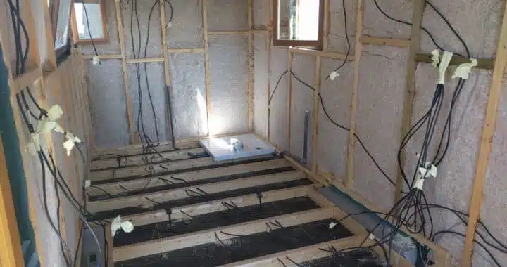 découvrez comment optimiser l'électricité dans votre tiny house grâce à des solutions novatrices et durables. apprenez à gérer l'énergie, à choisir les équipements adaptés et à créer un espace de vie confortable et éco-responsable.