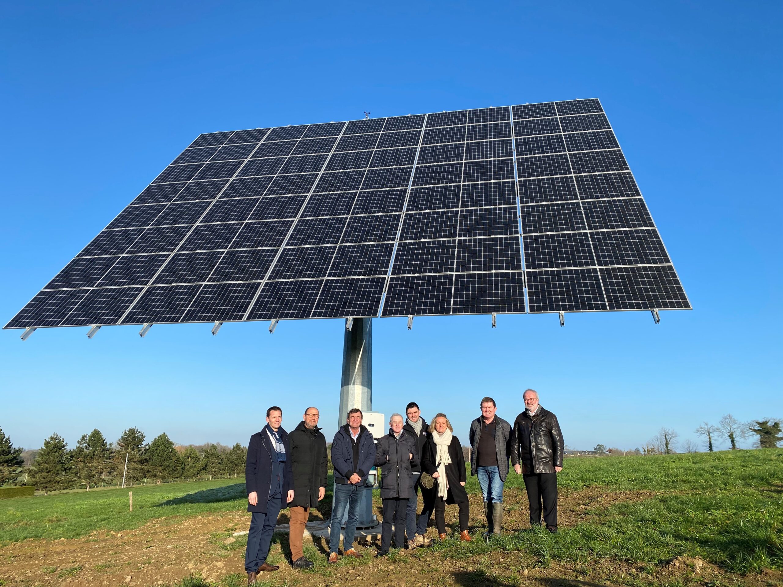 découvrez comment l'énergie photovoltaïque transforme l'industrie avicole en offrant des solutions durables et rentables. apprenez les avantages de l'intégration des panneaux solaires dans les élevages de volailles et leur impact positif sur l'environnement et la rentabilité.