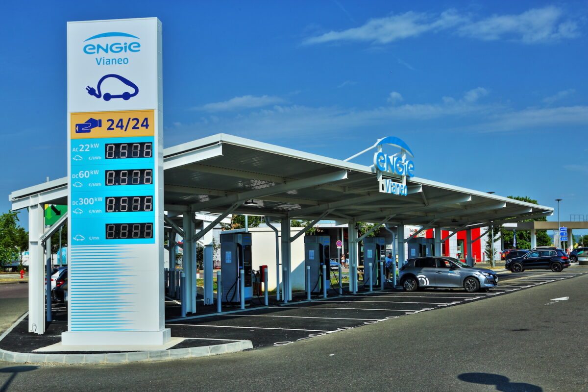 découvrez engie auto, votre expert en solutions énergétiques pour les véhicules. profitez d'offres adaptées qui allient performance, économies d'énergie et respect de l'environnement. roulez vers l'avenir avec engie !