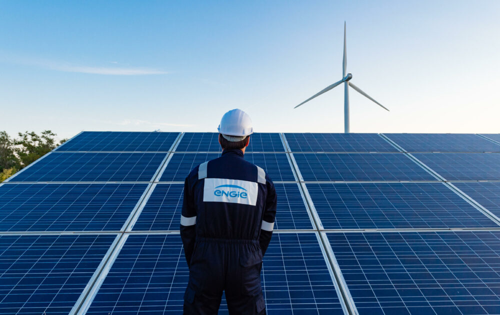découvrez les solutions d'énergie solaire proposées par engie pour une transition énergétique durable. profitez d'une énergie renouvelable et tout en réduisant votre empreinte carbone grâce à des installations adaptées à vos besoins.
