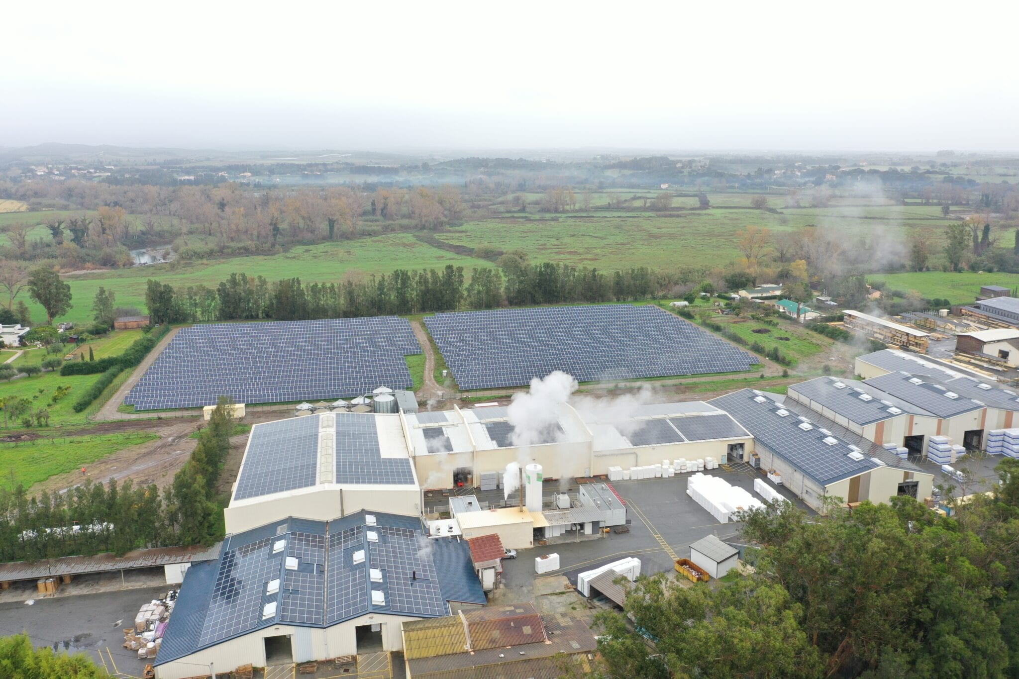 découvrez l'expérience photovoltaïque : une immersion dans l'univers de l'énergie solaire, alliant innovation technologique et développement durable. apprenez comment exploiter la puissance du soleil pour réduire votre empreinte carbone et réaliser des économies d'énergie.