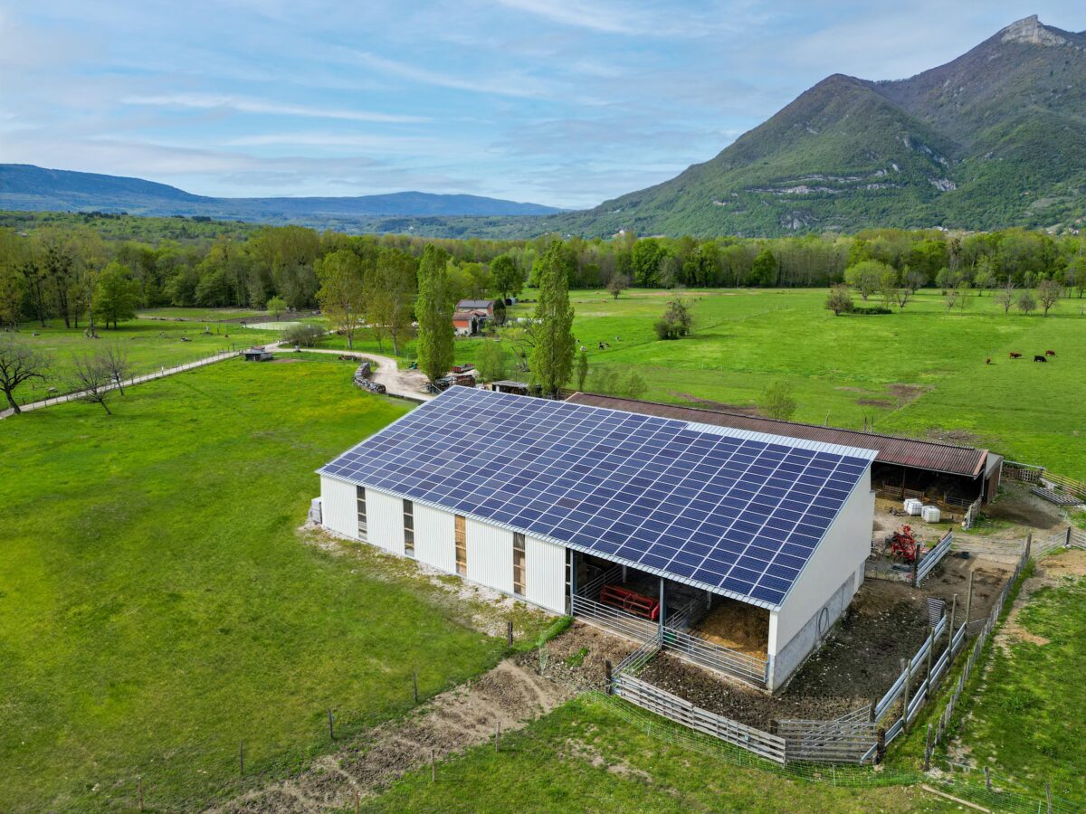 découvrez les solutions de financement photovoltaïque adaptées à vos projets d'énergie solaire. profitez de subventions, de prêts avantageux et de conseils personnalisés pour rentabiliser votre investissement et contribuer à un avenir durable.
