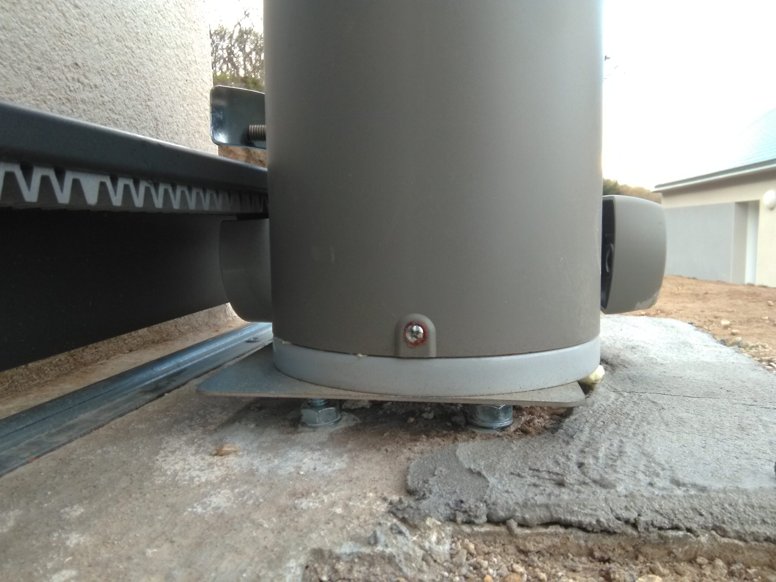 découvrez notre forum dédié à la motorisation des portails, où des experts et passionnés partagent conseils, astuces et solutions pour rendre votre portail automatique. rejoignez-nous pour échanger et trouver les meilleures options de motorisation adaptées à vos besoins.